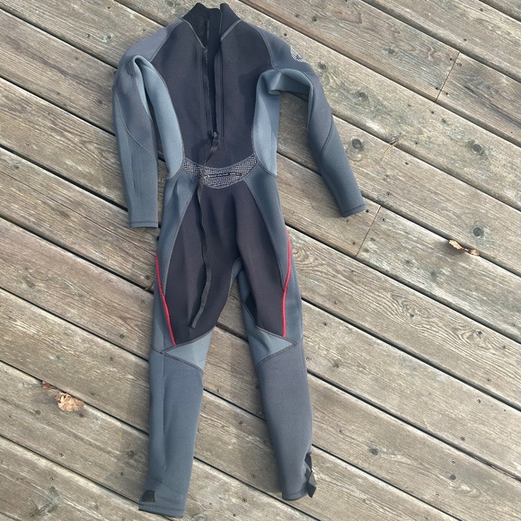 Kids Wet Suit - Picture 3 of 8